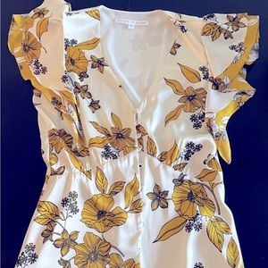 Veronica beard silk blouse sz 4. Stunning